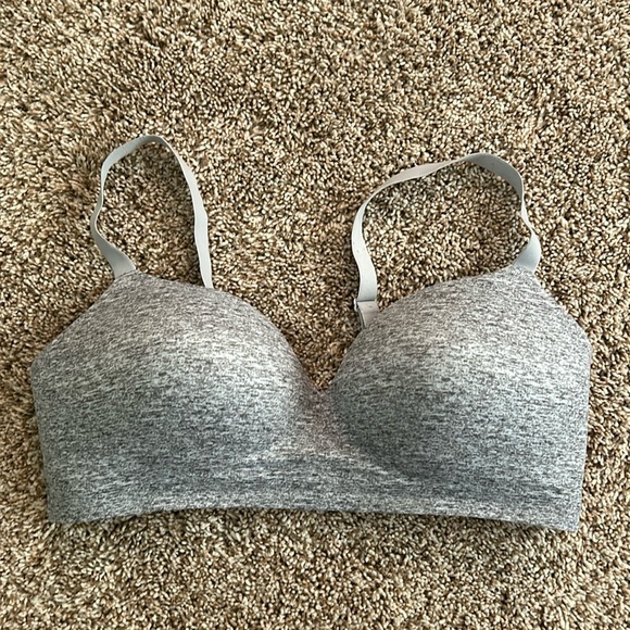 Soma Enbliss Wireless gray heathered bra, size 40C - Picture 1 of 3